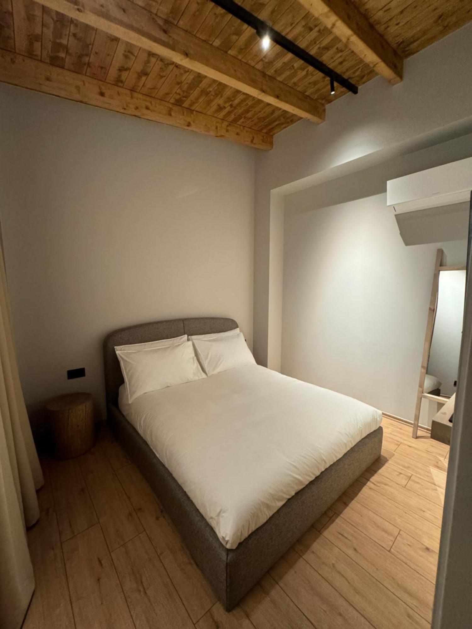 Faces & Places Boutique Hotel Τίρανα Εξωτερικό φωτογραφία