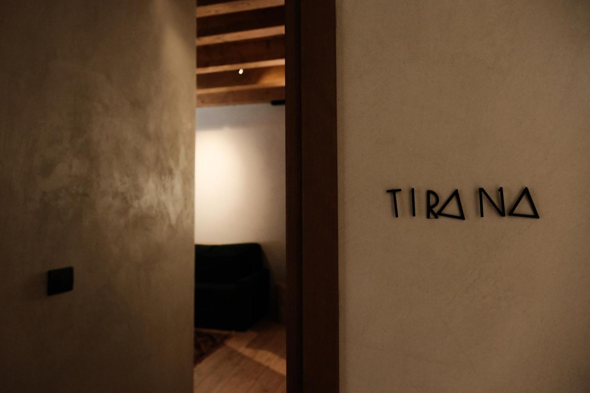 Faces & Places Boutique Hotel Τίρανα Εξωτερικό φωτογραφία