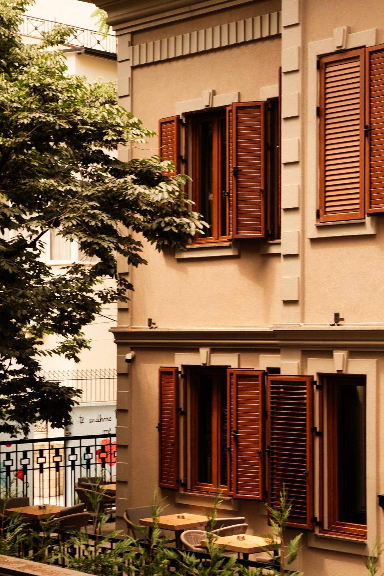 Faces & Places Boutique Hotel Τίρανα Εξωτερικό φωτογραφία